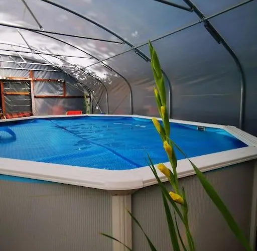 Countryside Gite, Couples Exclusive Price Saint-Michel-de-Montjoie